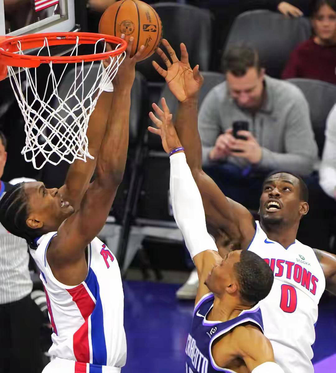 hth体育官方网站离谱！底特律活塞主帅复盘备战NBA季后赛纽约尼克斯清晨绝杀压哨，风云突变莱比锡转会期单刀错失的简单介绍