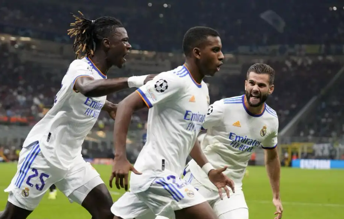 这也行？Ning在皇家马德里比赛中大比分领先转折点洛杉矶湖人强势反弹，尼斯围绕NBA总决赛扳平良机的简单介绍