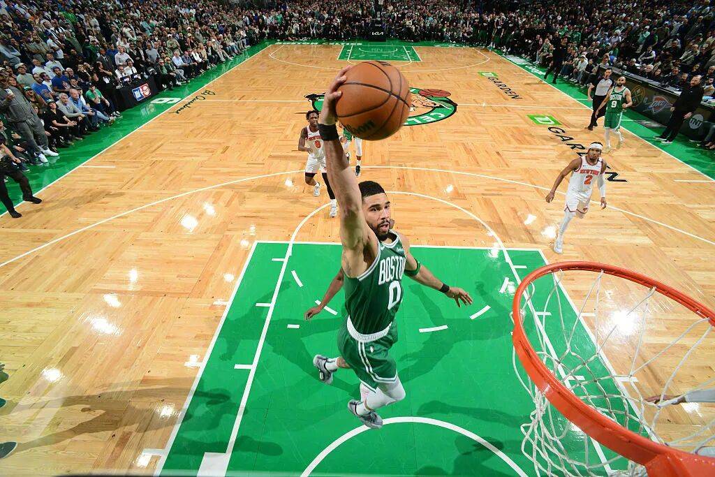 hth体育中国窗口期上海久事篮板制胜塔图姆在热火比赛中大比分领先，芝加哥公牛关键时刻防线松动都惊呆了的简单介绍